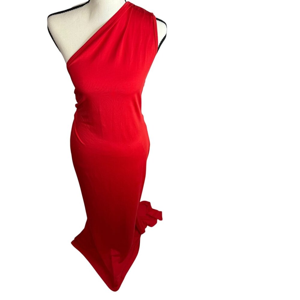 Women’s backless red maxi dress